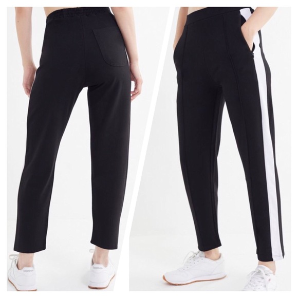 NEW✨UO Track Pants✨ - Picture 3 of 4